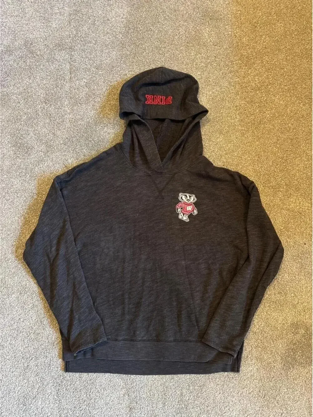 Iconic Jump Around VS Pink UW Badgers Hoodie - M - Picture 2 of 3